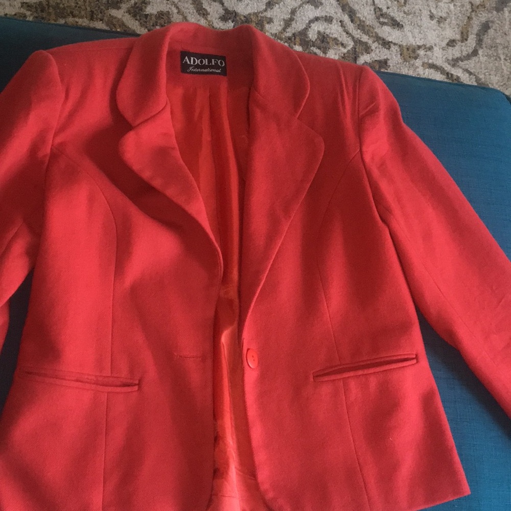 Vintage 1980s red blazer 💄